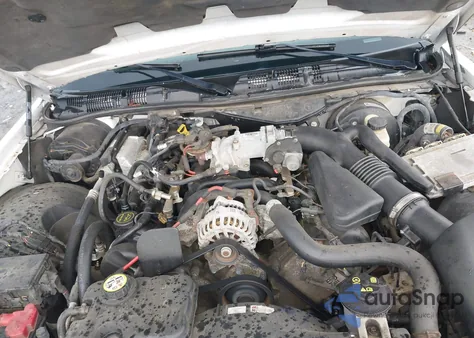 2007 Mercury Grand Marquis Ls z USA, uszkodzony, nr VIN 2MEFM75V87X628393